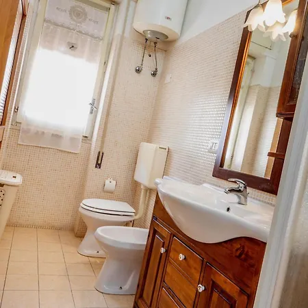 Apartment Comfort In Historic Gallipoli *